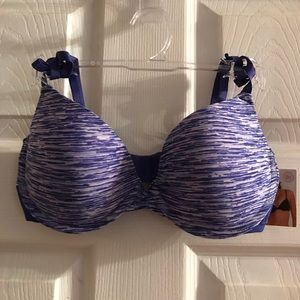 Bra with purple design